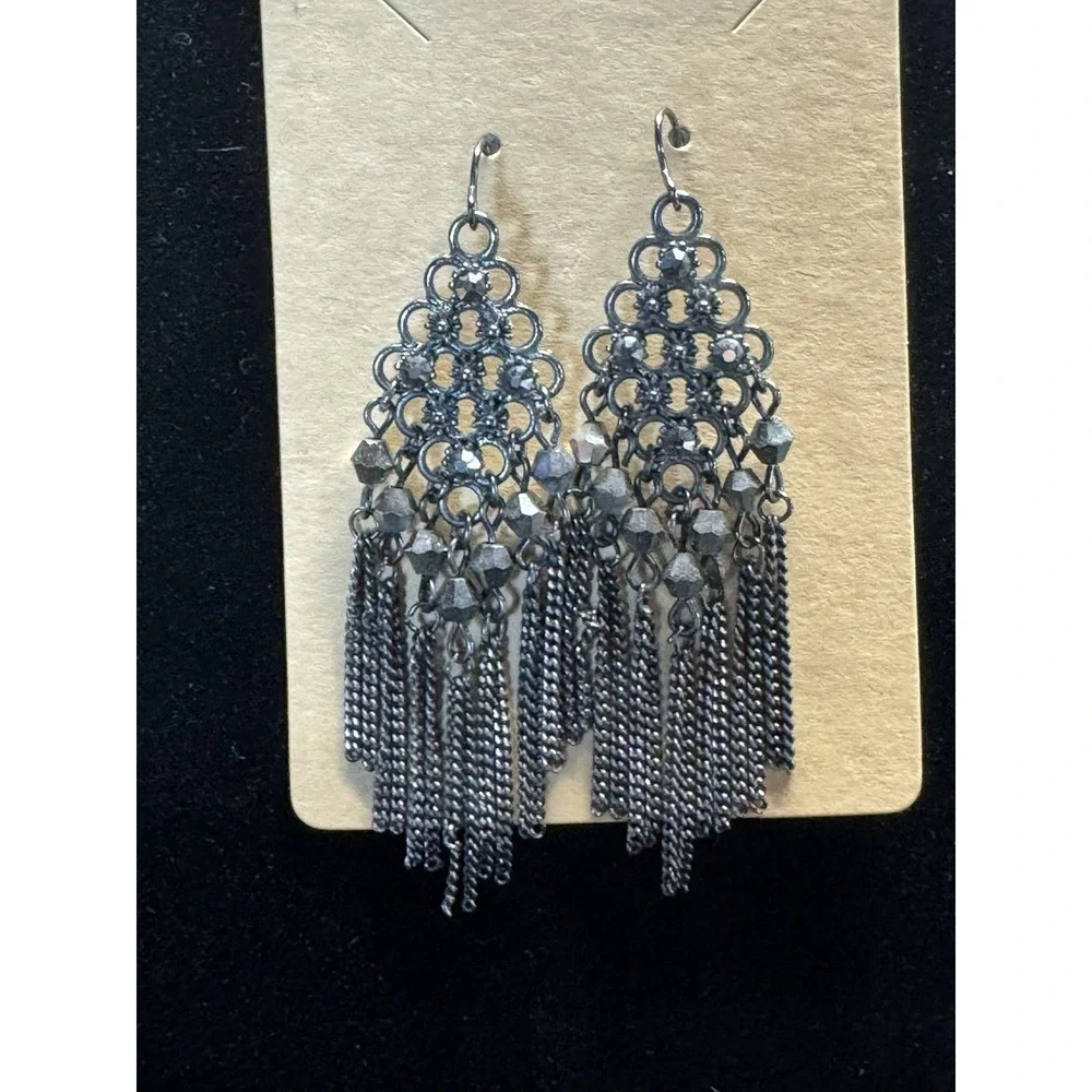 Women's Fashion Tassel Style Dangle Earrings black & gun Metal